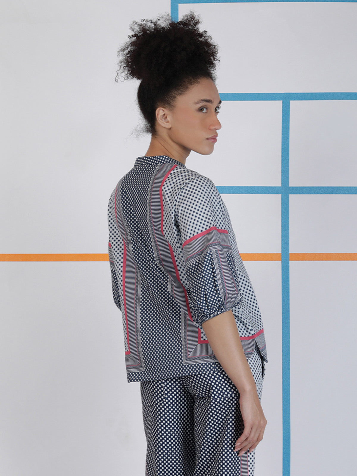 MEGROVIA SHIRT