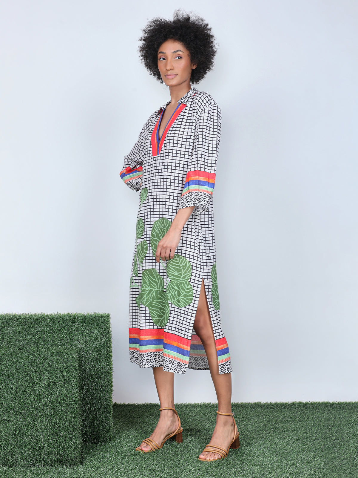 VIYANA DRESS