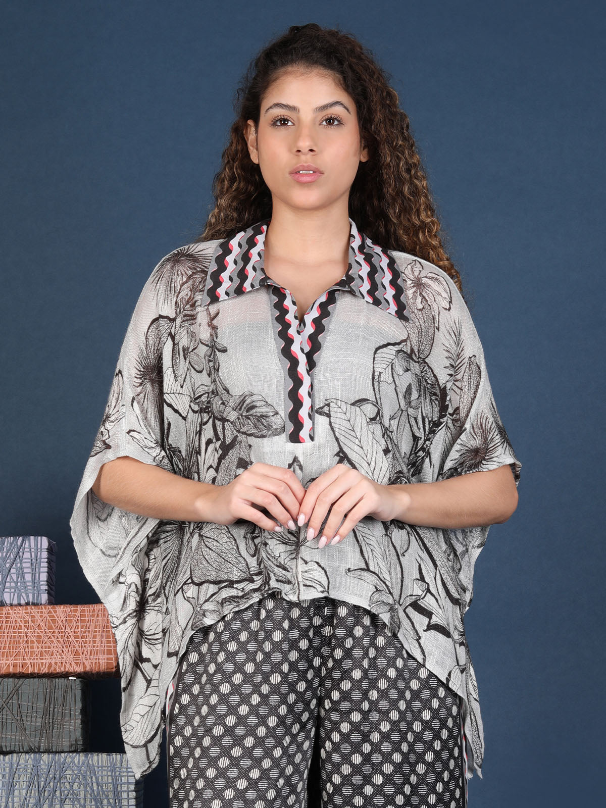 STARLIA PONCHO