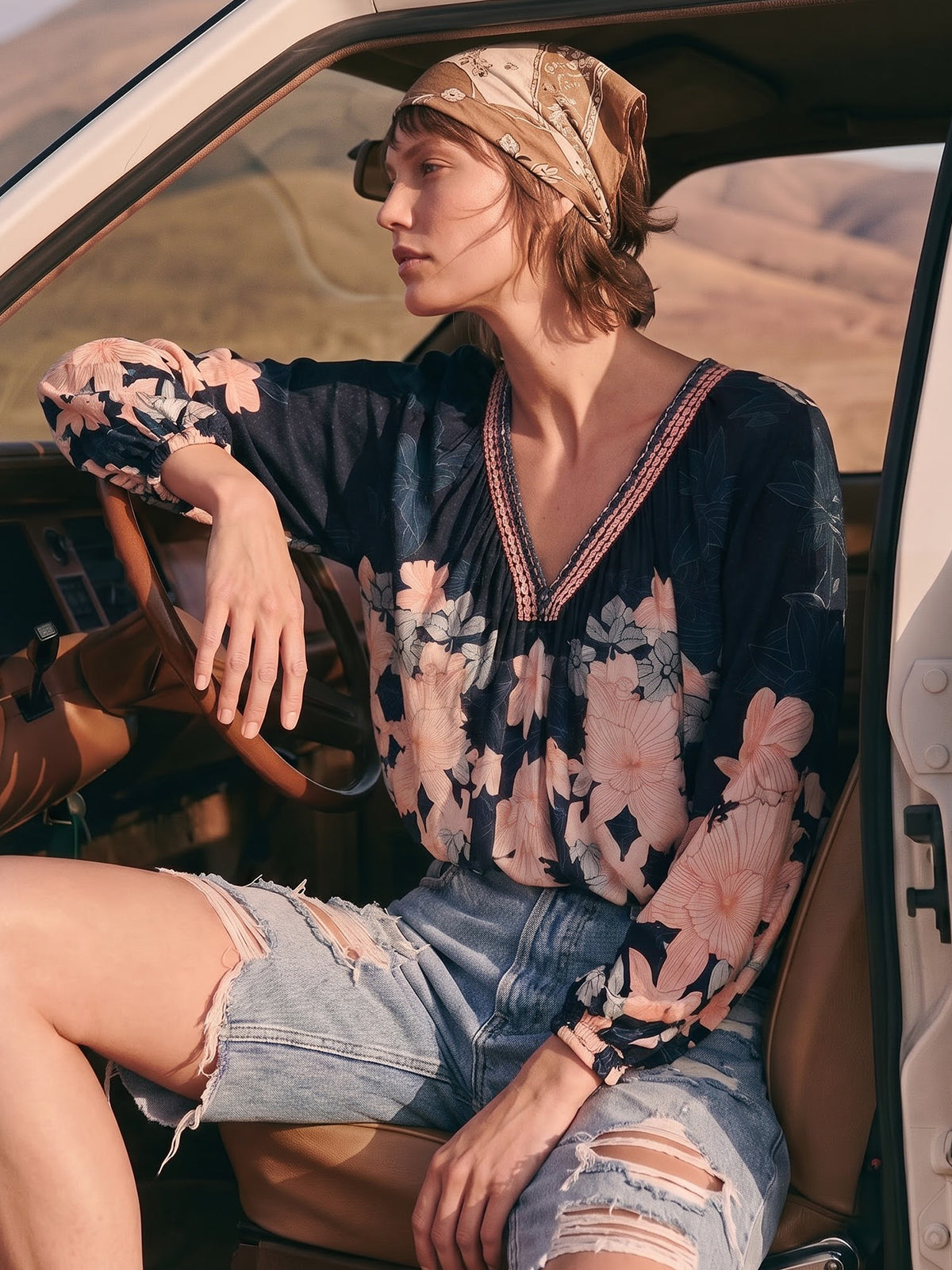 SHEILA TOP