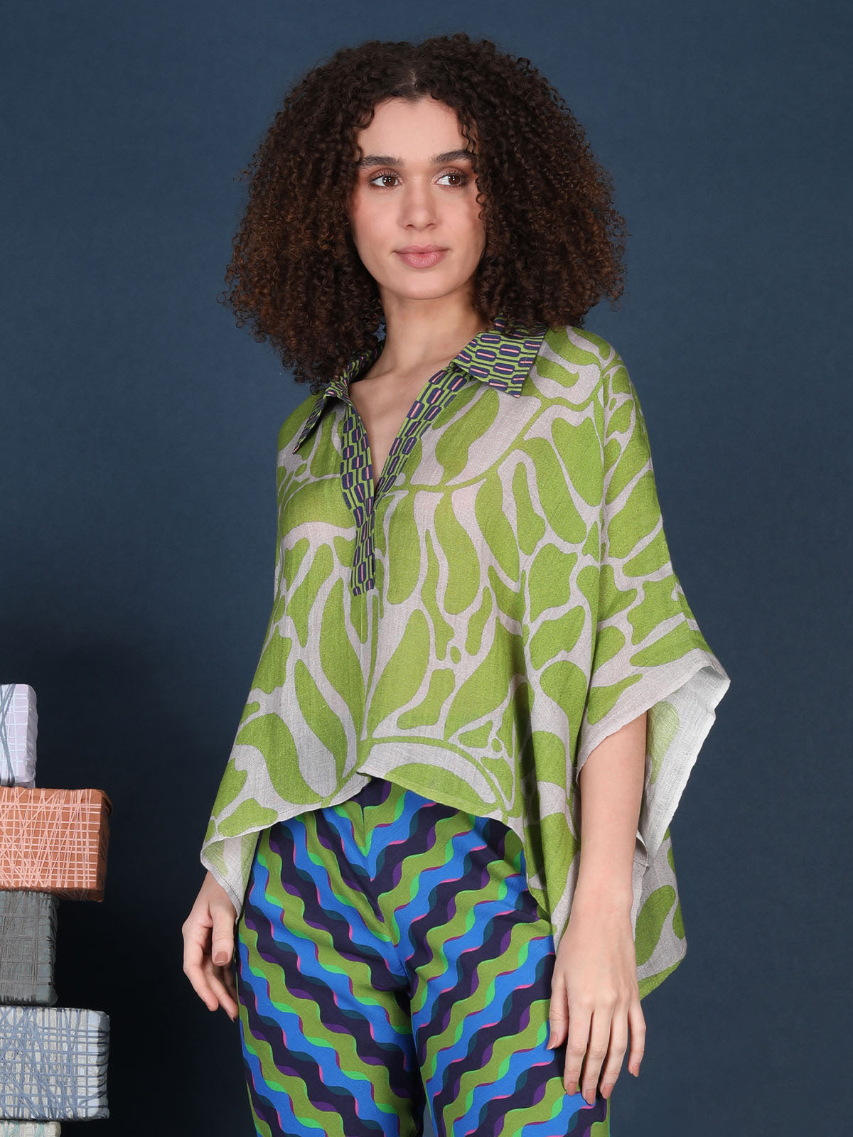 STARLIA PONCHO