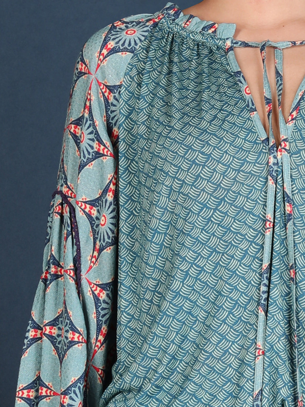 LYDIANA TOP